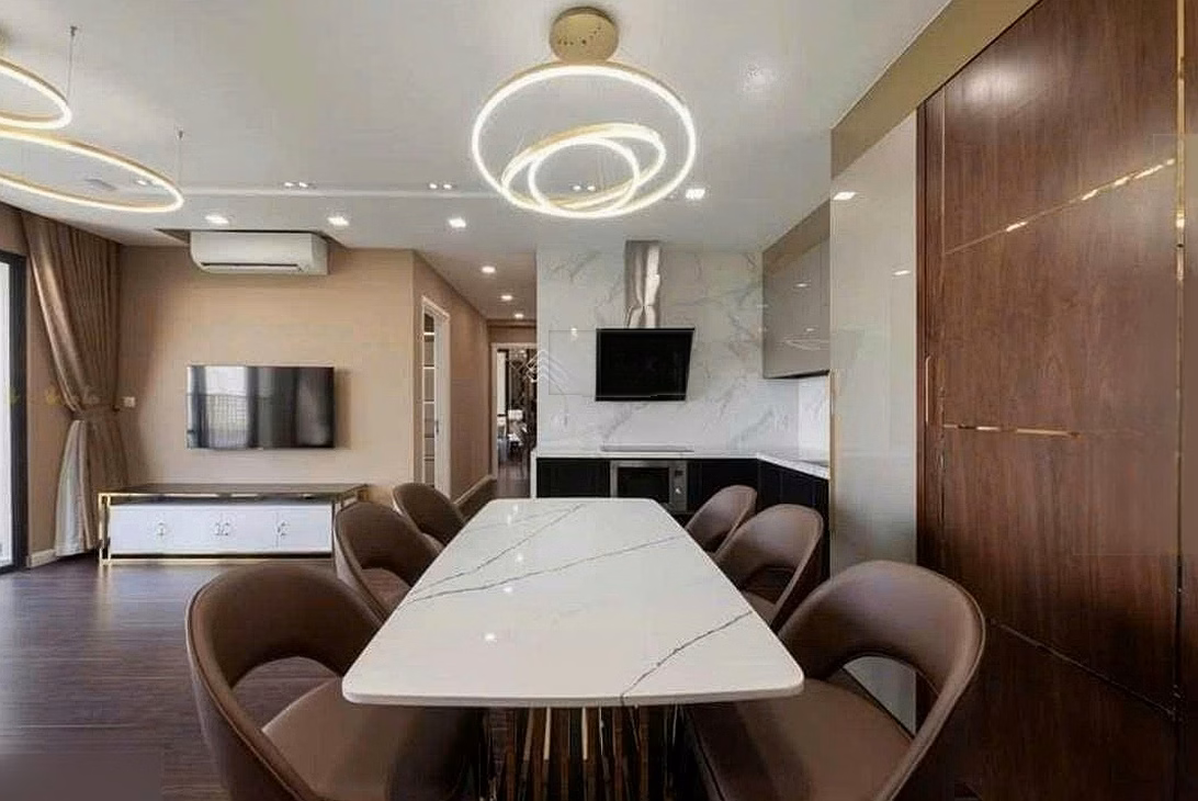 Price 27 million for urgent rent, 3 bedrooms, 2 bathrooms, lake view. 101m2 at 119, Vinhomes D'Capitale