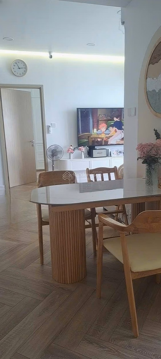 Owner, Safira Khang Dien apartment 67m2 - 4.18 billion corner apartment; 90m2 - 5.3 billion corner unit, loan 70% of value