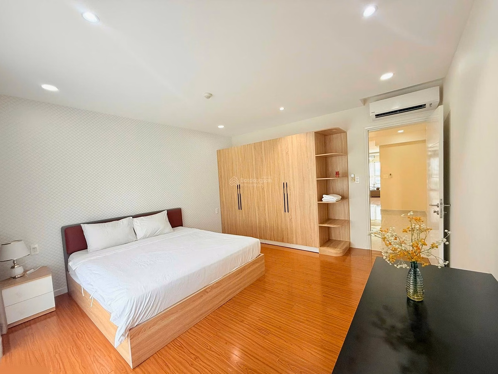 Happy Valley Penthouse for rent 300m² | 5 bedrooms | private garden | beautiful river view | full interior