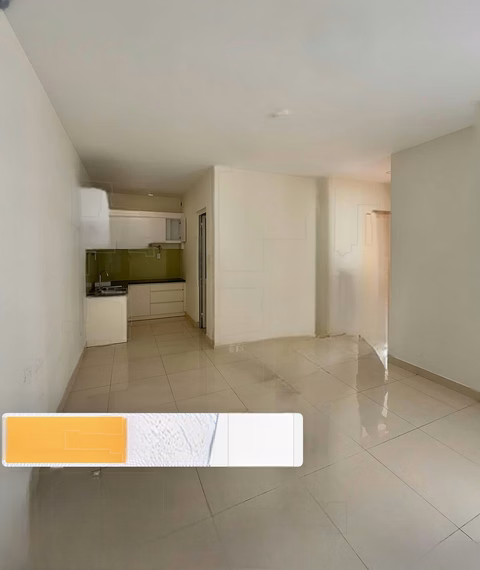 Apartment with 2 bedrooms and 2 bathrooms for rent 7 million/month; There is air conditioning. Contact Huong 0909 086 *** (zalo)