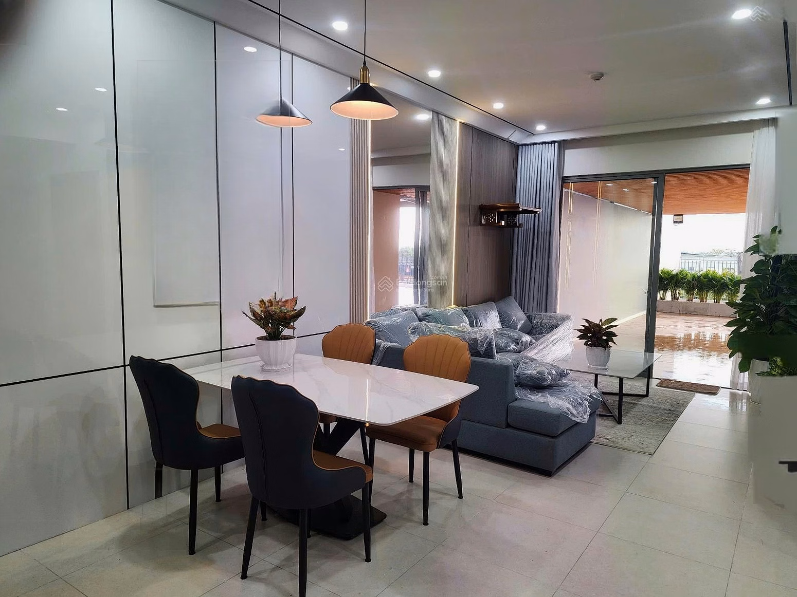 3-room garden apartment 85m2 + 170m2; Fully furnished for rent. Only 17.5 million/month***