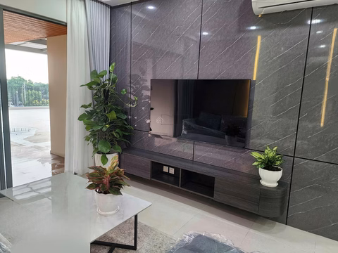 3-room garden apartment 85m2 + 170m2; Fully furnished for rent. Only 17.5 million/month. Contact: 0909 086 ***