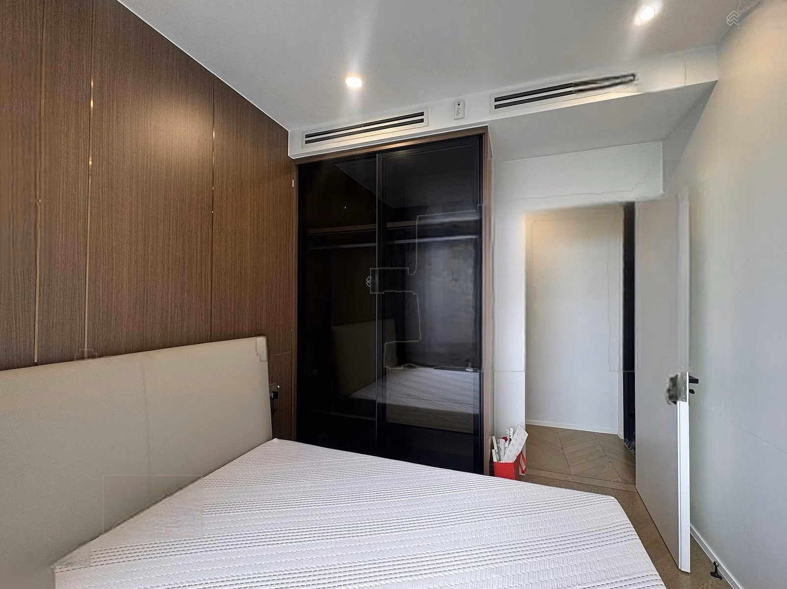 Lumiere Riverside 2 bedroom apartment for rent with river view