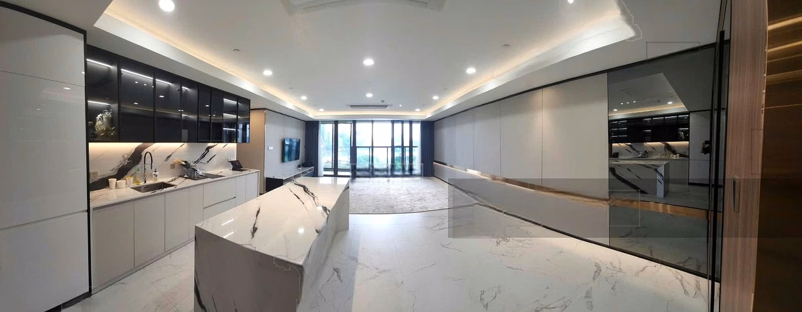 Hot news, urgent sale of 4 bedroom apartment at The Galleria, market competitive price for this apartment is 60 billion