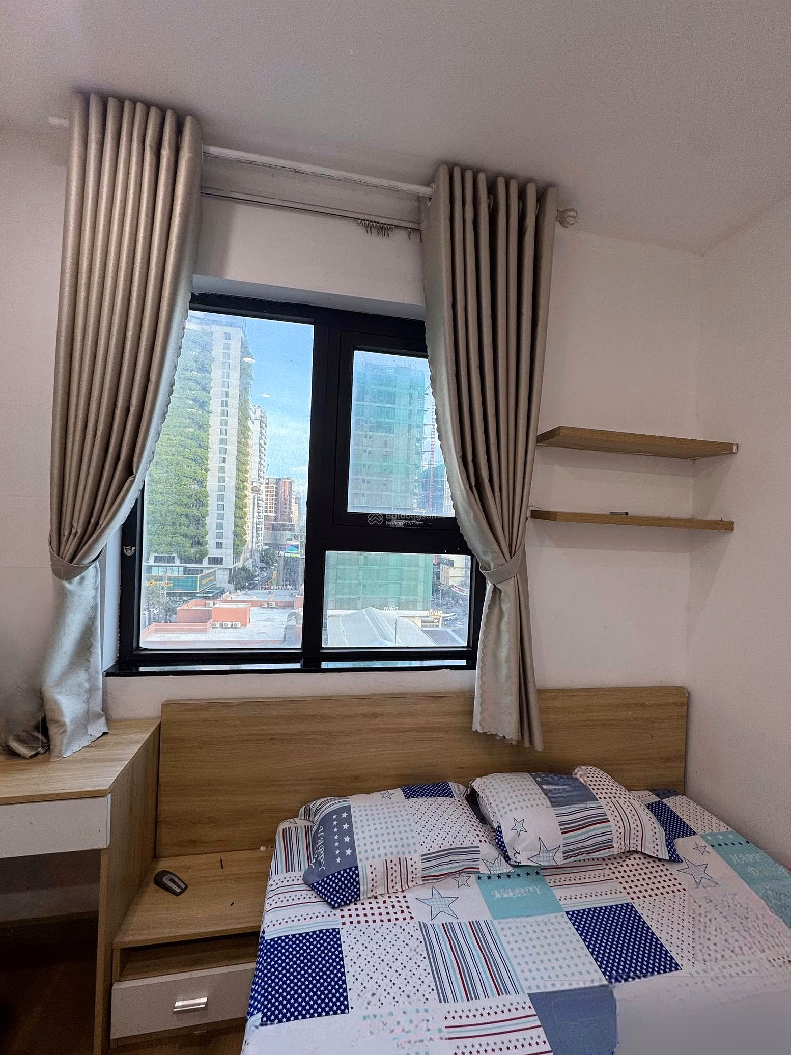 I am the owner and need to rent both fully furnished Muong Thanh apartments on the 8th floor