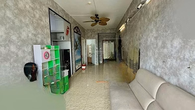Apartment for sale with sea view at good price