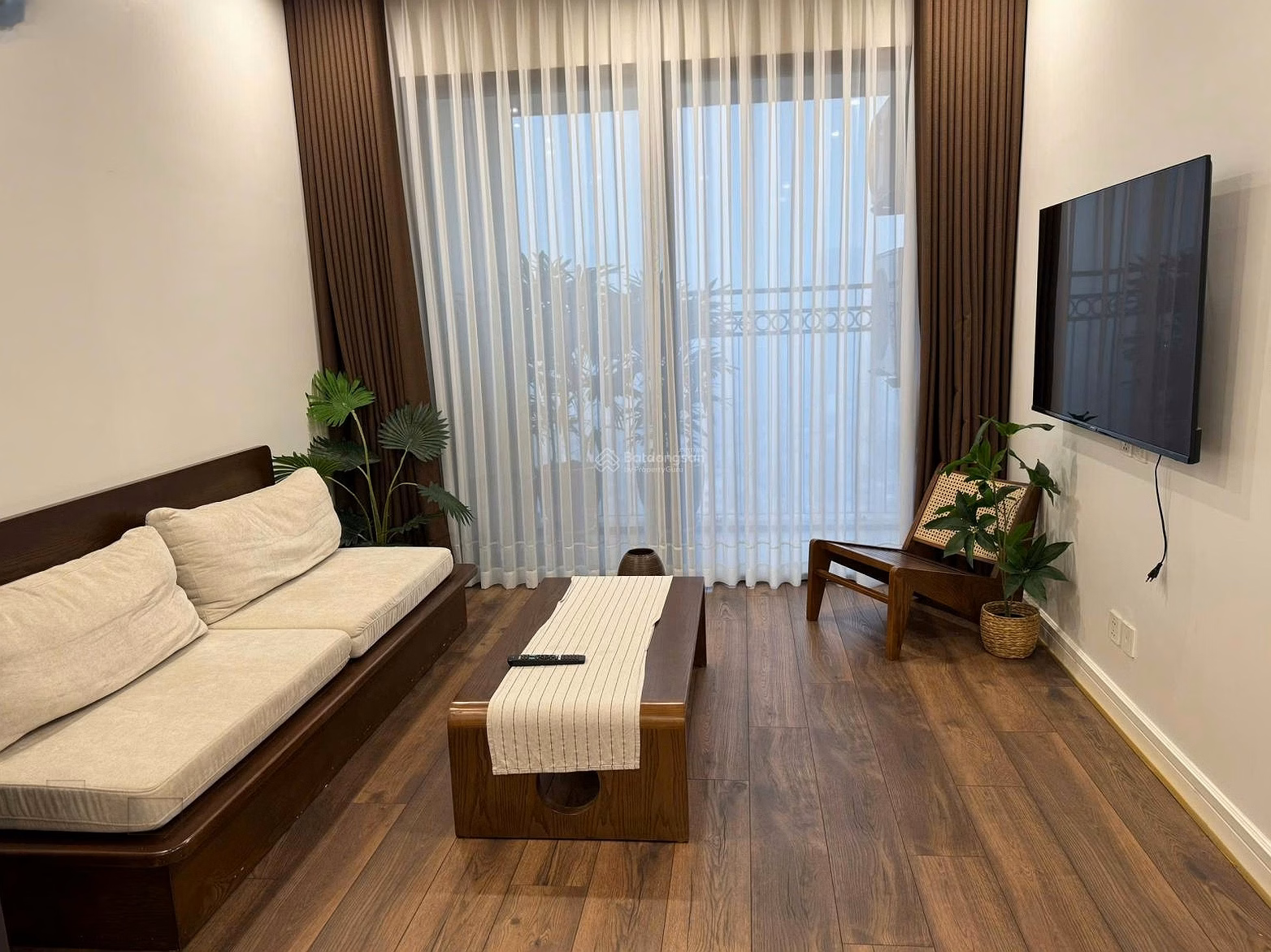 2 bedroom-2 bathroom apartment for rent in apartment D'. El Dorado E2 Tan Hoang Minh, area 75m2, fully furnished, price 14 million/month