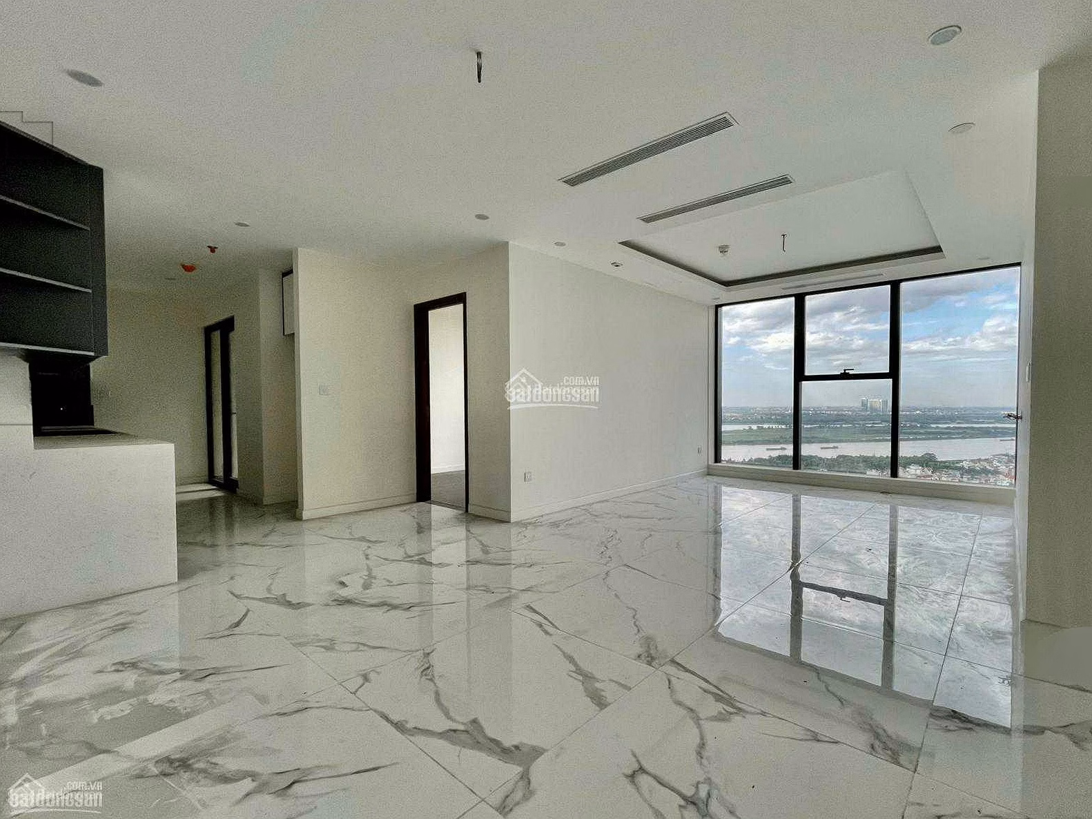 List of deeply discounted apartments - Sunshine City Ciputra August 2026 (2 bedrooms + 3 bedrooms + duplex) updated