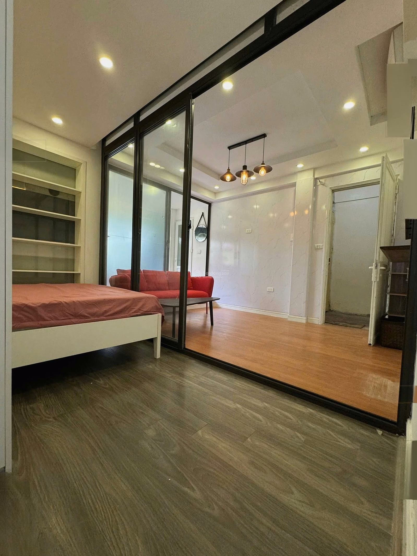 Long-term rental of fully furnished dormitory apartment, 32m² at 30B Doan Thi Diem, O Cho Dua