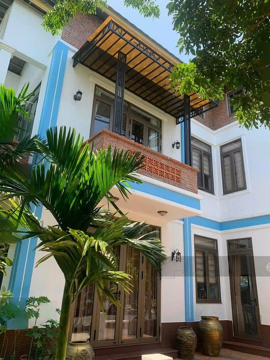3-storey house for rent - garden - 2 street frontages - Pham Xuan An