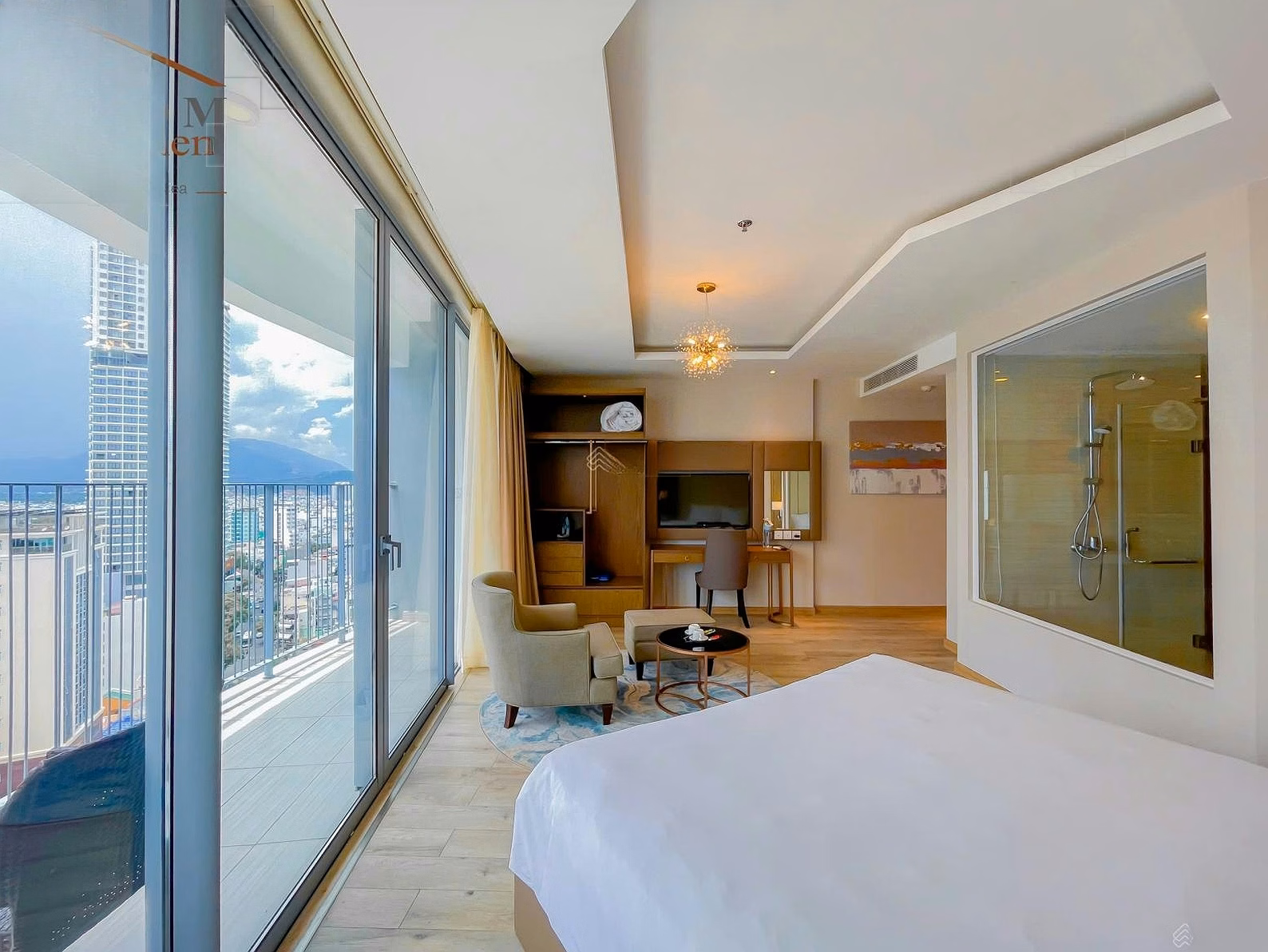Panorama Studio for rent 45m2 - City View - With bathtub