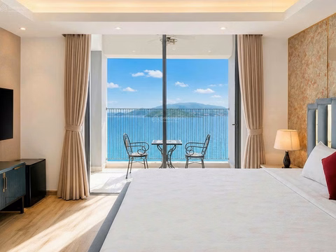 Good price! 3-bedroom apartment 105m2 - super comfortable - right in the center of Nha Trang