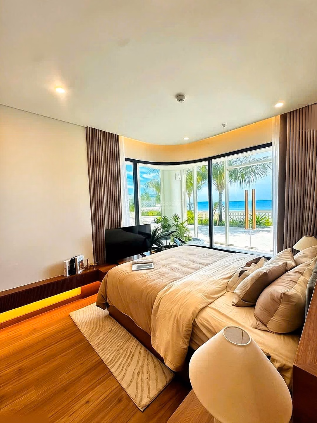 Vega Alora Libera Nha Trang beach apartment operated by The Ascott Limited - Booking only 50 million