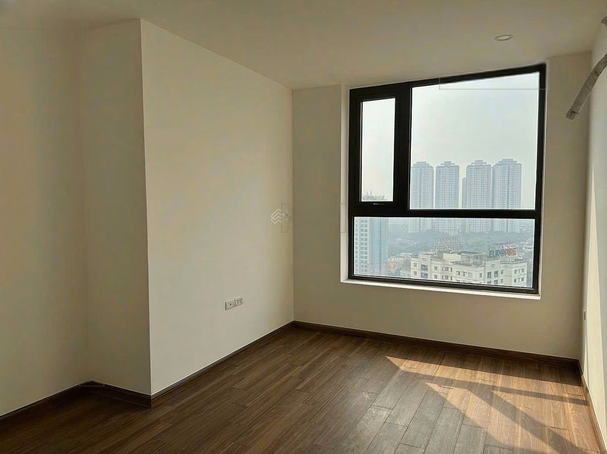 Family received 2 apartments, resold 1 apartment with area 70m2, 2 bedrooms - 2 bathrooms - 18th floor - price 63 million/m2 CC Handiresco