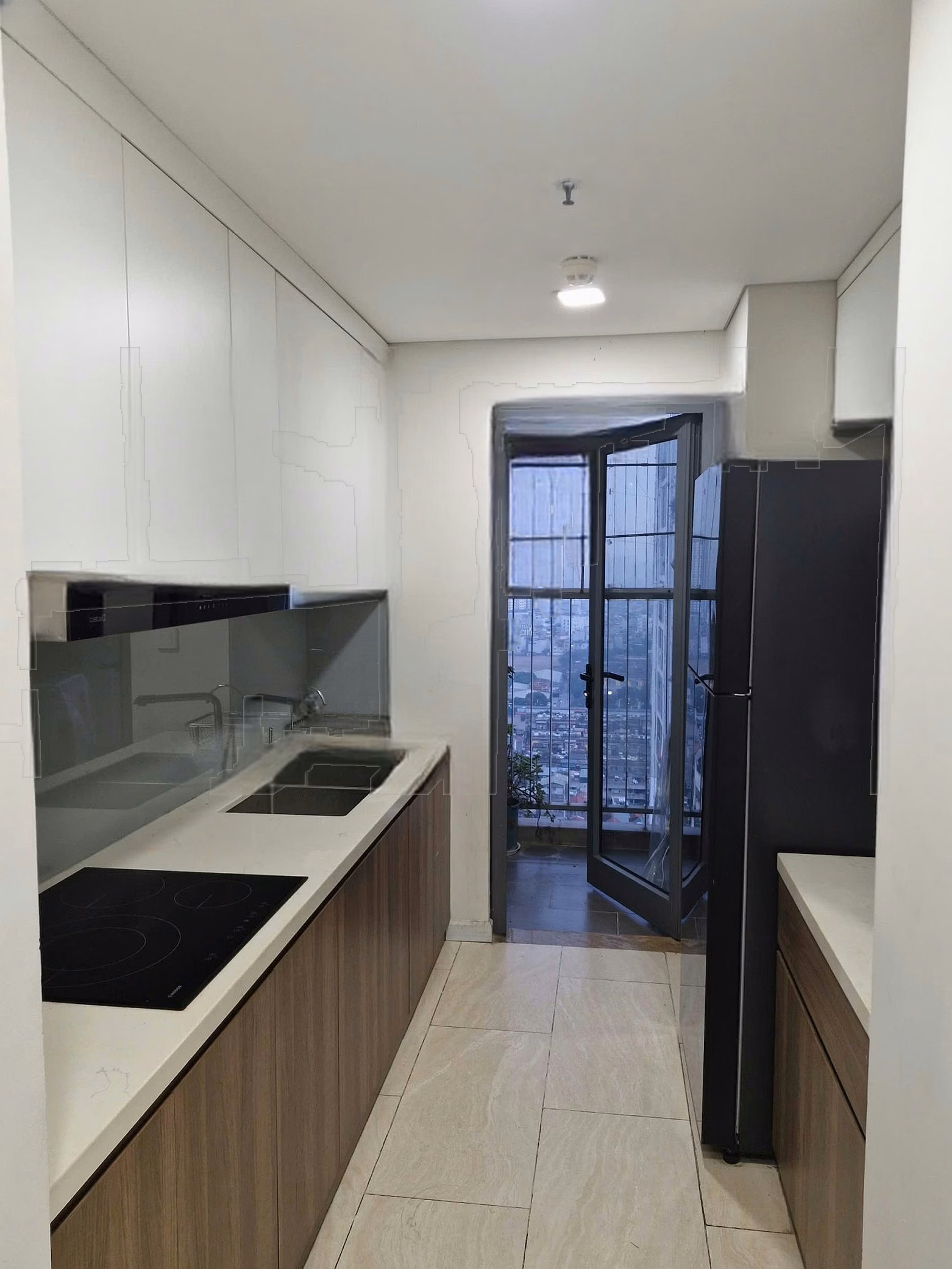 Corner apartment for rent, 2 bedrooms, Rivera Park Vu Trong Phung
