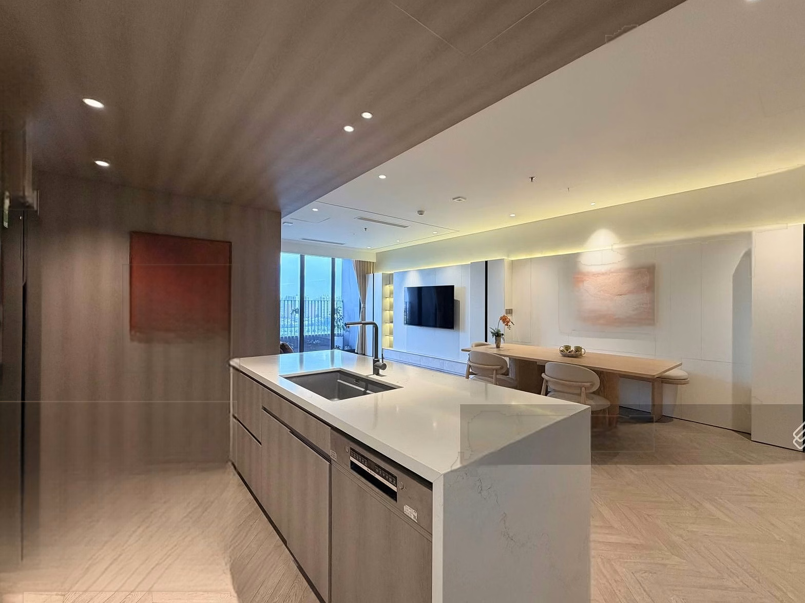For rent 45 million/month, well worth the beauty queen apartment N01T6 Han Jardin - apartment 2 facing Southeast, view 24/7