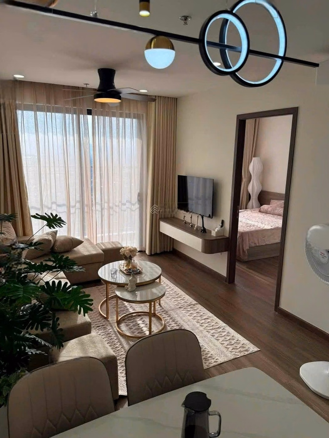 The owner needs to rent FPT Plaza3 apartment in Da Nang for 9 million
