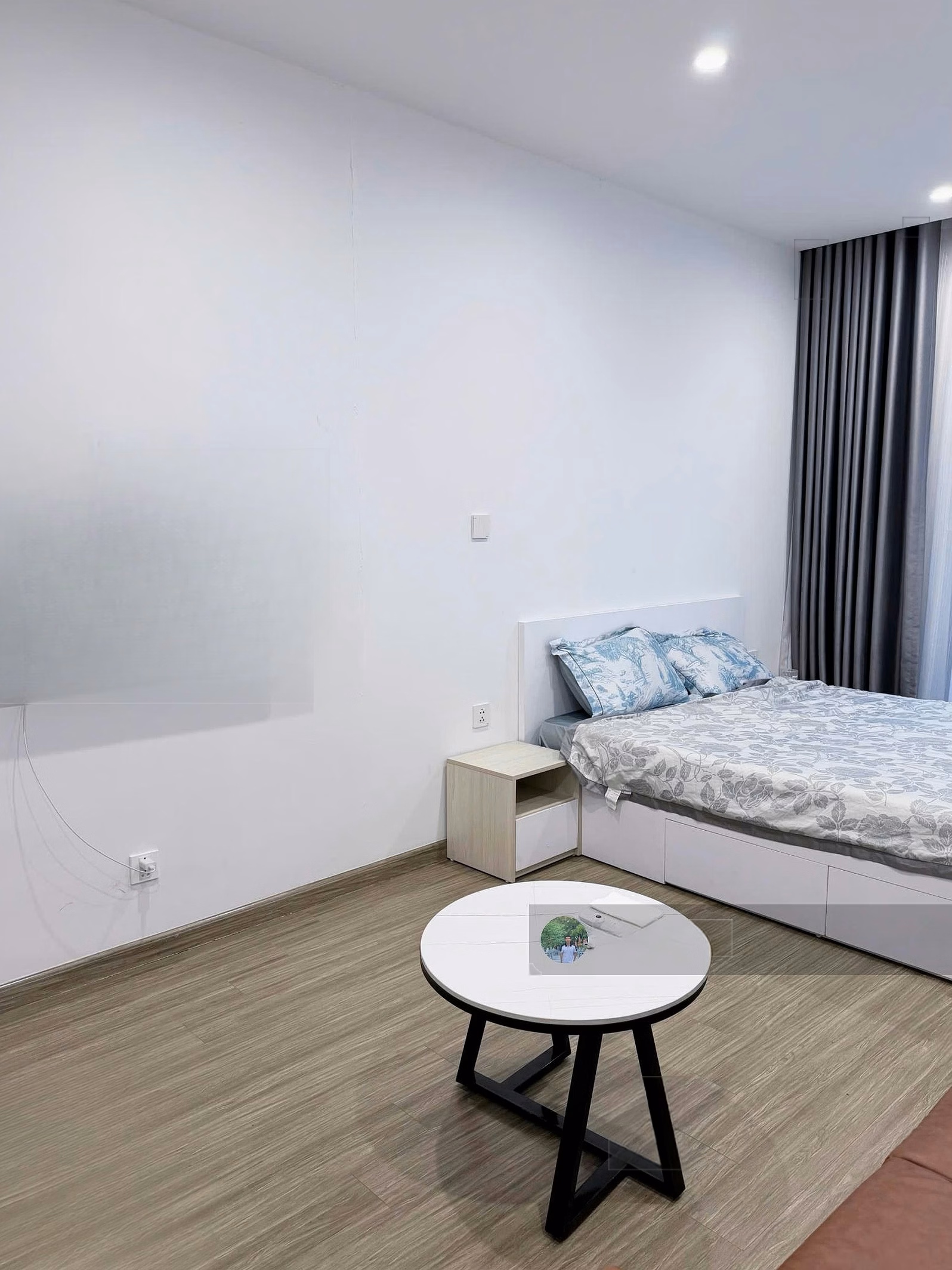Extremely rare lake view studio, area 38m2, price only 2.3 billion