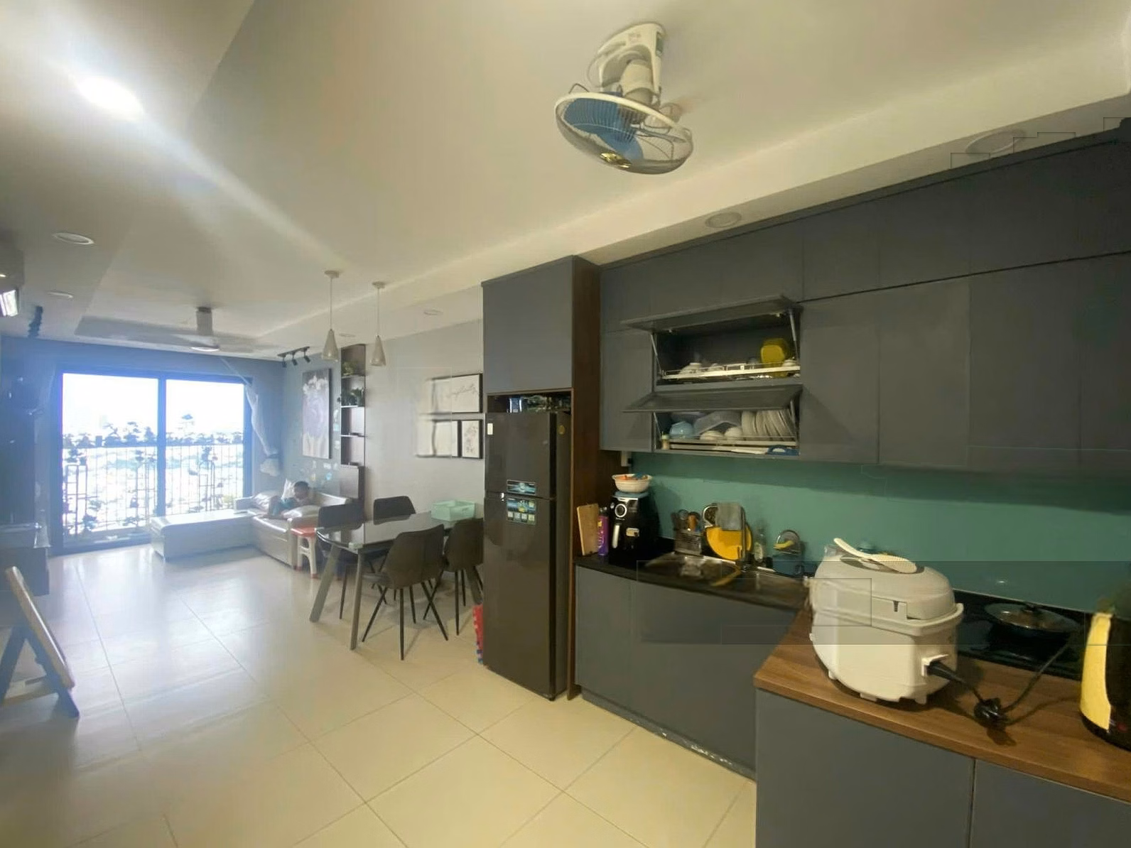 Pega apartment 75m2, high floor, comes with full furniture, red book for immediate transfer. Price 4.8 billion