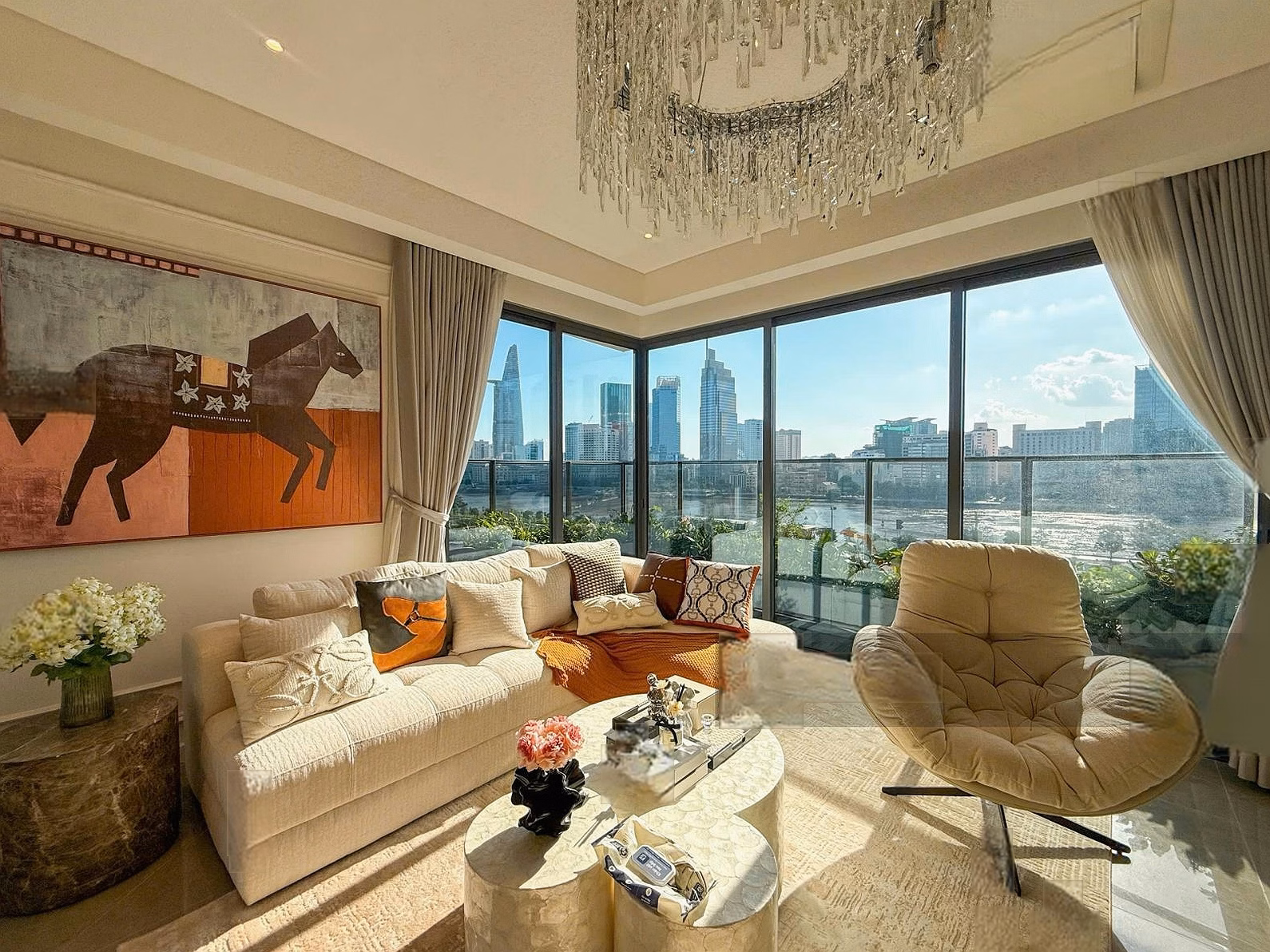 The Metropole: Latest shopping cart collection of 4-bedroom apartments with panoramic city view in August 2026