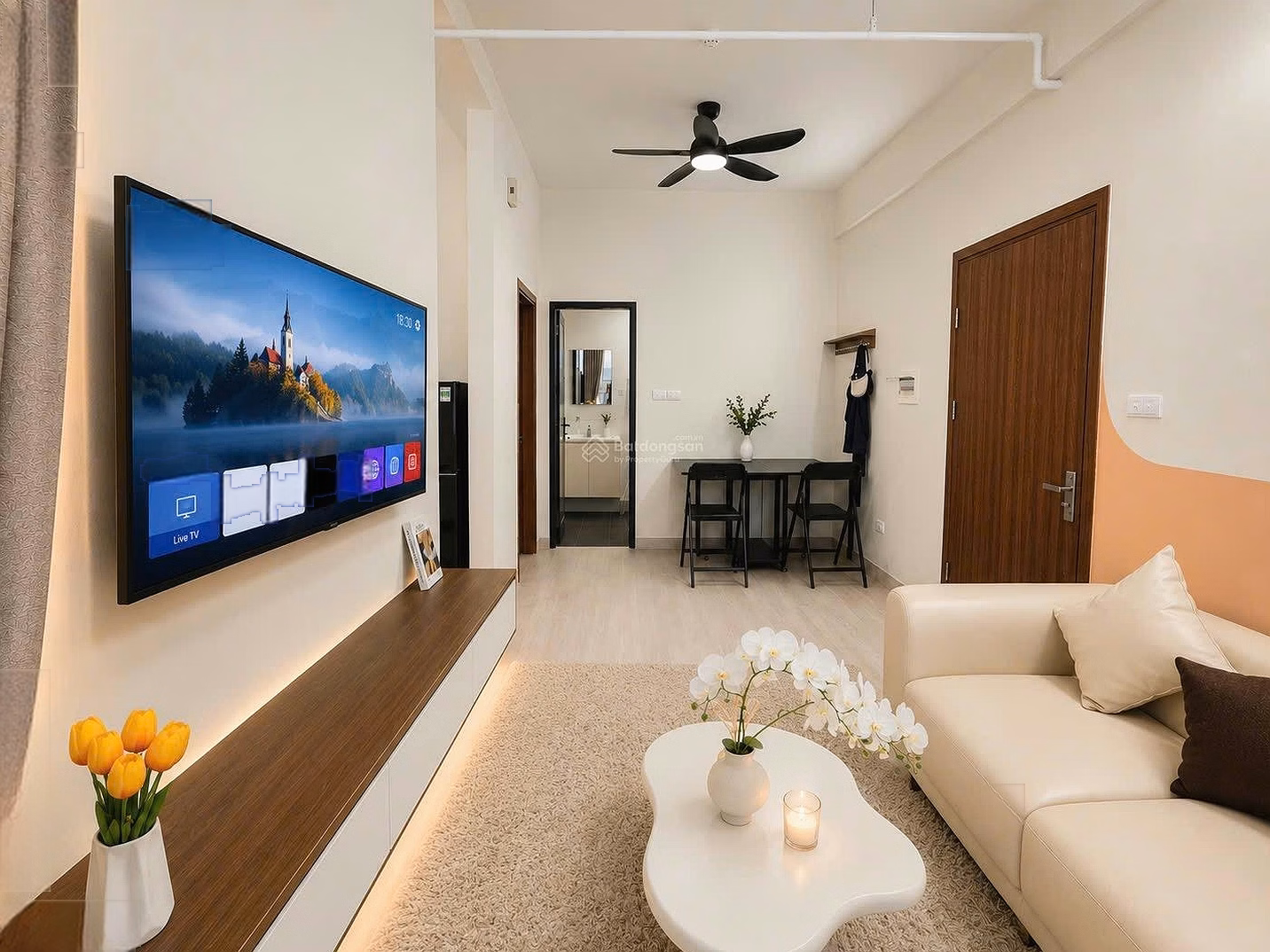Selling 2 bedroom apartment, corner apartment in Ha Quang Nha Trang, fully furnished, good price, ready to transfer title, just over 2 billion
