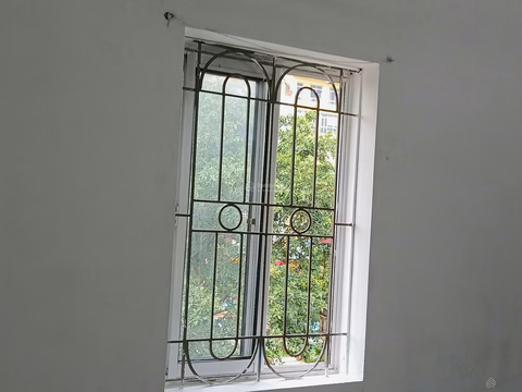 The owner leases a self-contained apartment for long-term rent, Nghia Do, Hanoi