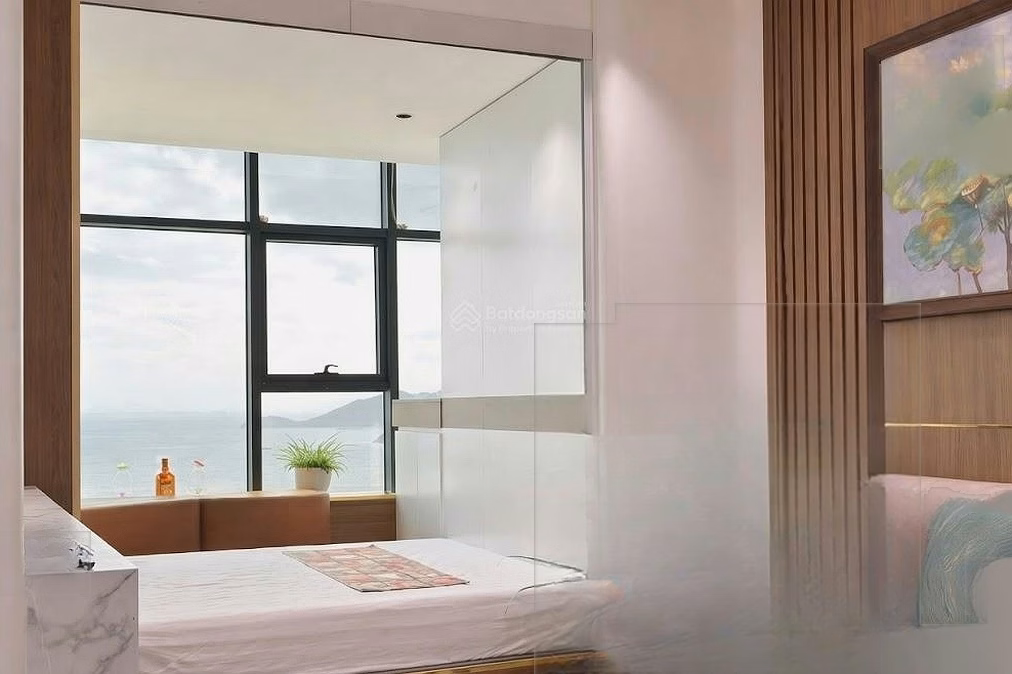Excellent price, only 3.5 billion, too good for a 2-bedroom apartment with direct sea view, beautiful house, fully furnished