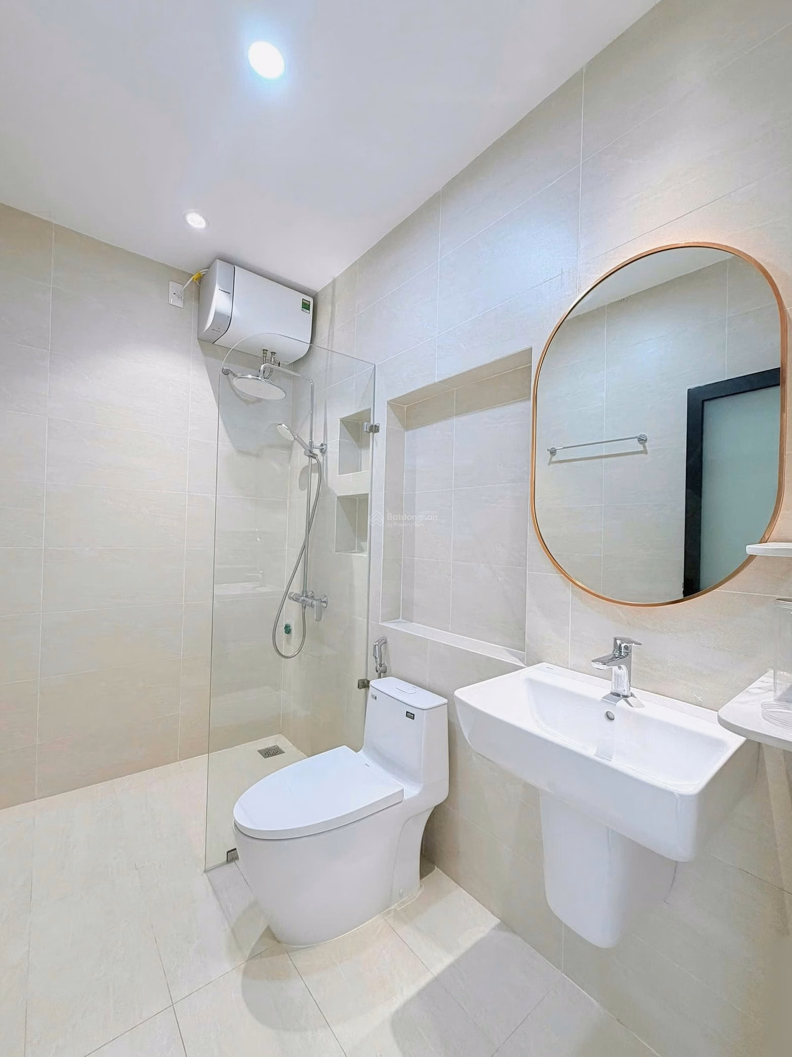 Beautiful house in Thanh Khe center, close to Ha Huy Tap, 4 bedrooms fully furnished
