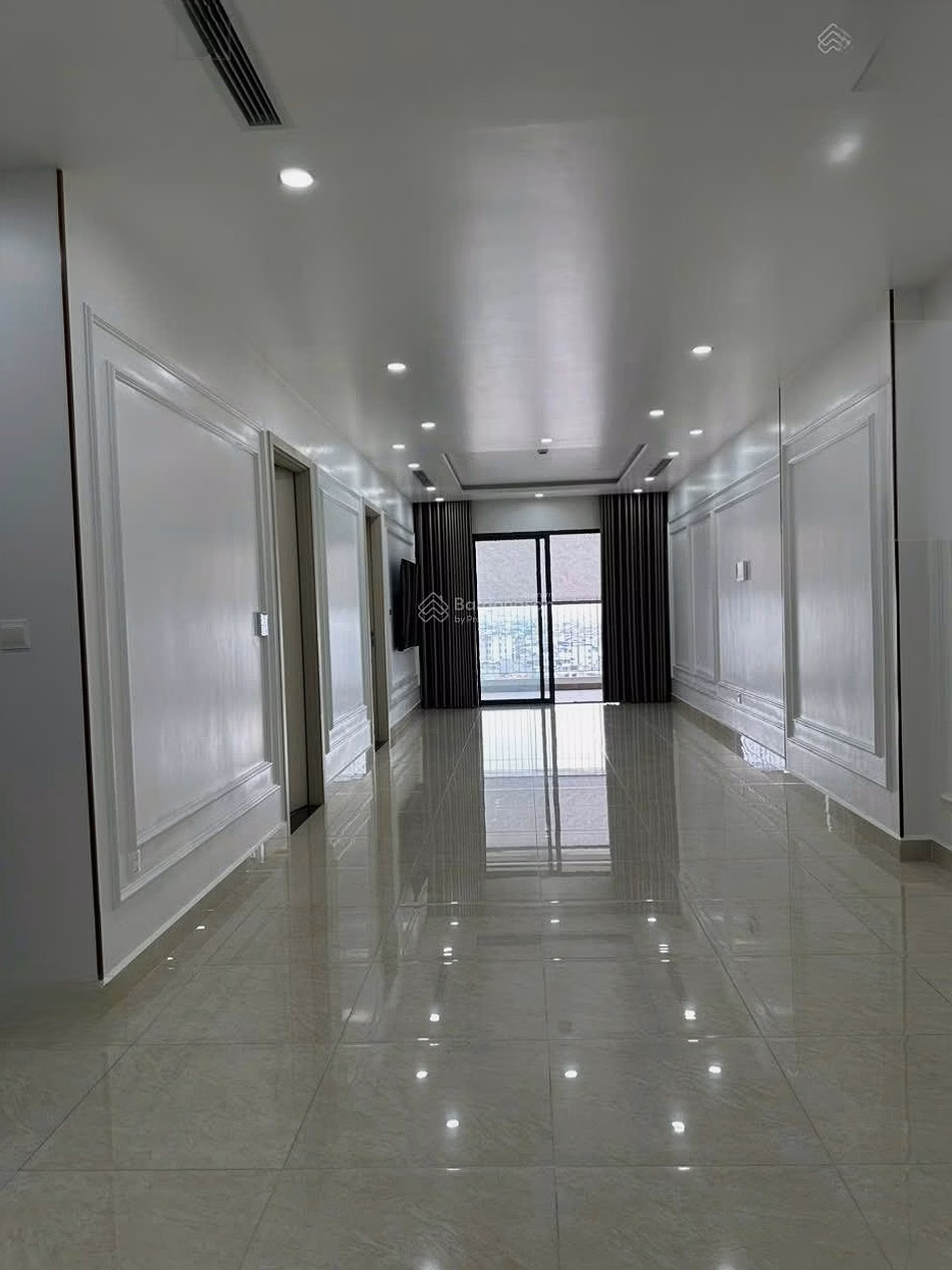 Owner sells 114.5m² house at Feliz Homes Hoang Mai