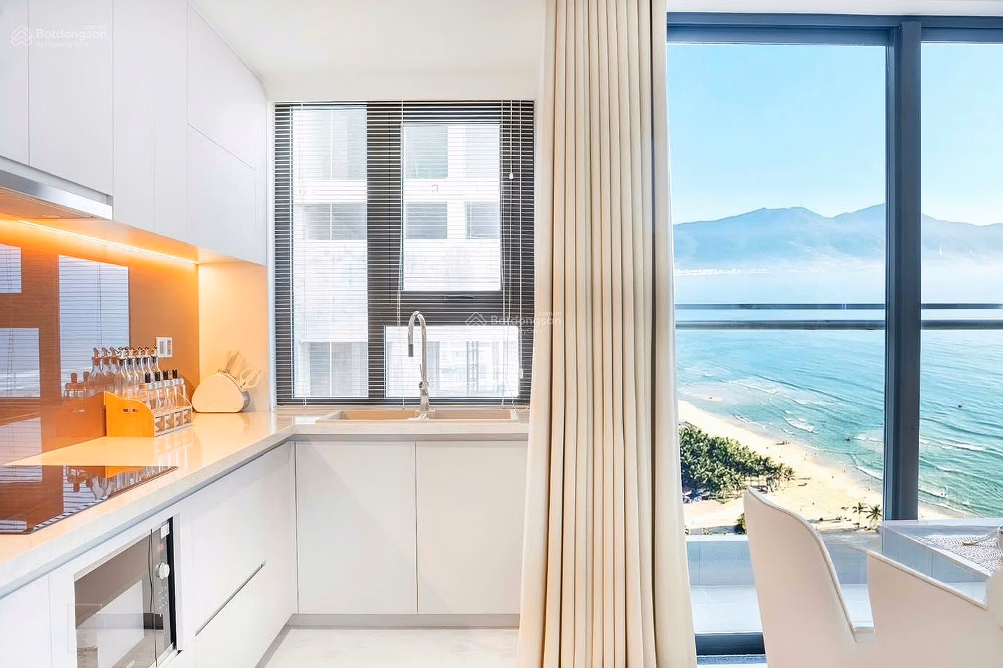 Minh specializes in the Times Square project, 2-bedroom corner apartment facing the sea, looking for an elite owner - 33,335 billion