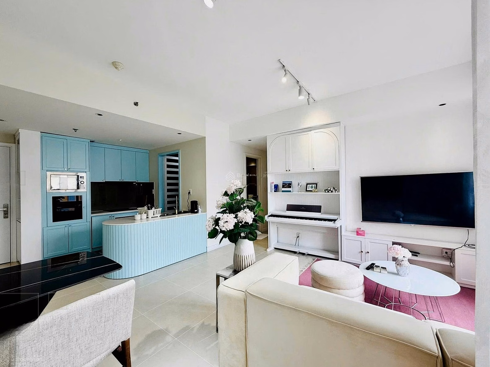 Stuck in money looking for a new owner of My Phuoc apartment (3 bedrooms) Price 2 billion 050, Binh Thanh