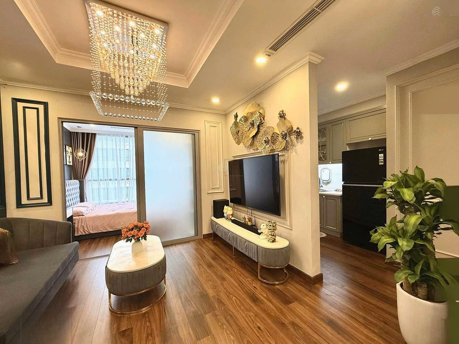 List of 12 cheap apartments for rent in Times City in August 2026, 1 year - 10.5 million, 2 years - 13 million, 3 years - 17 million***