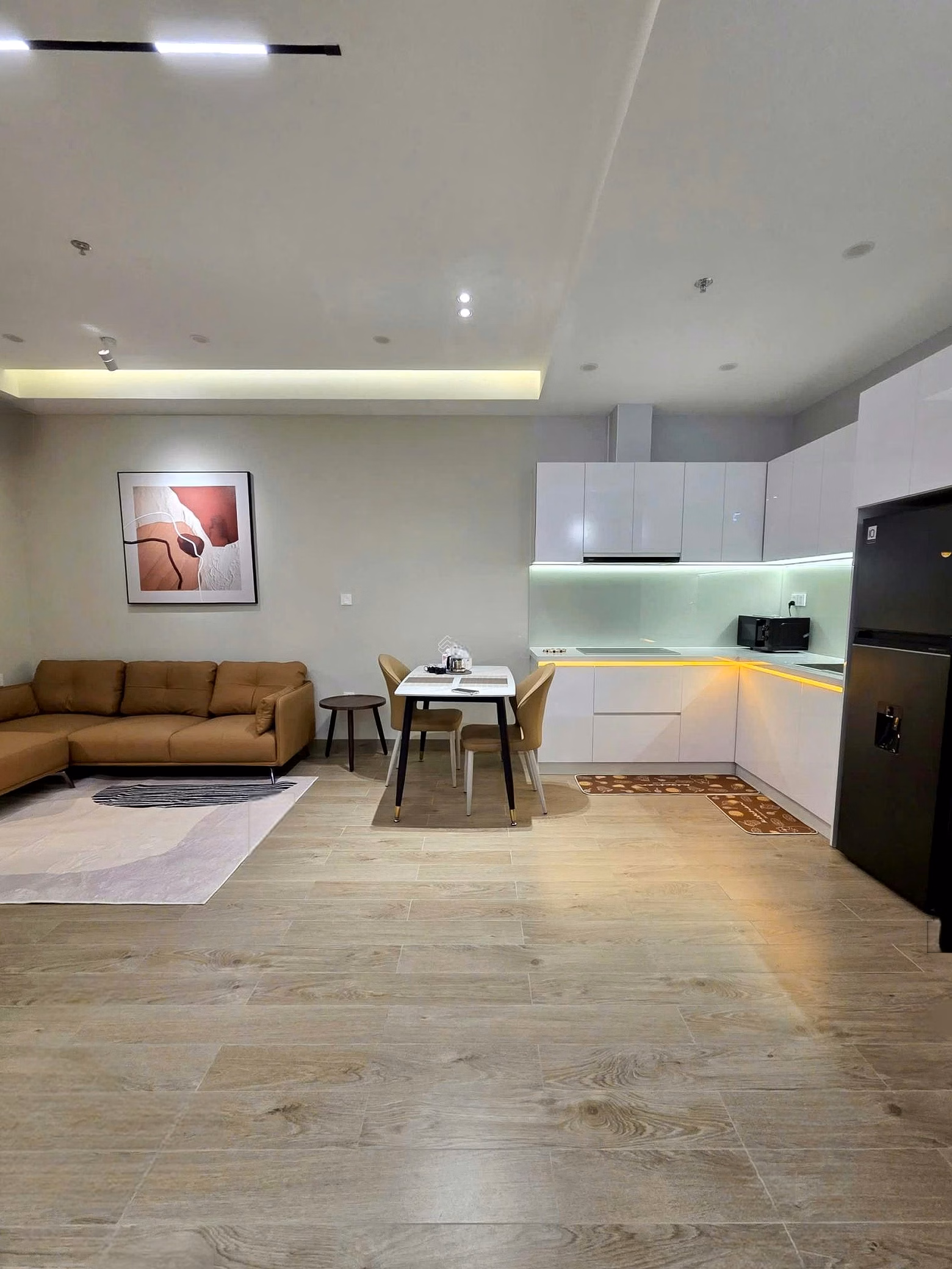 PANOMA APARTMENT FOR RENT 1 1BR+ HIGH FLOOR SEA VIEW Contact 0768 262 *** Duc Hieu