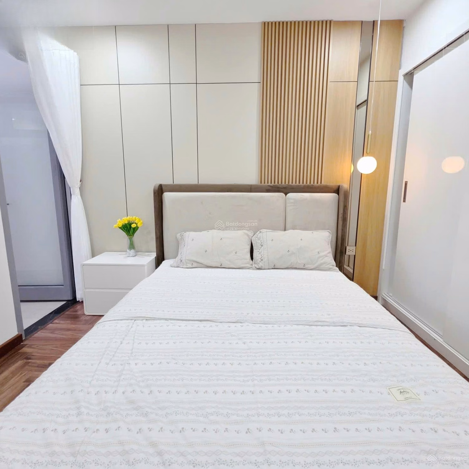 Times City apartments for rent are diverse from 1 bedroom to 4 bedrooms with good prices, ready to receive immediately. Contact me 0989 621 ***