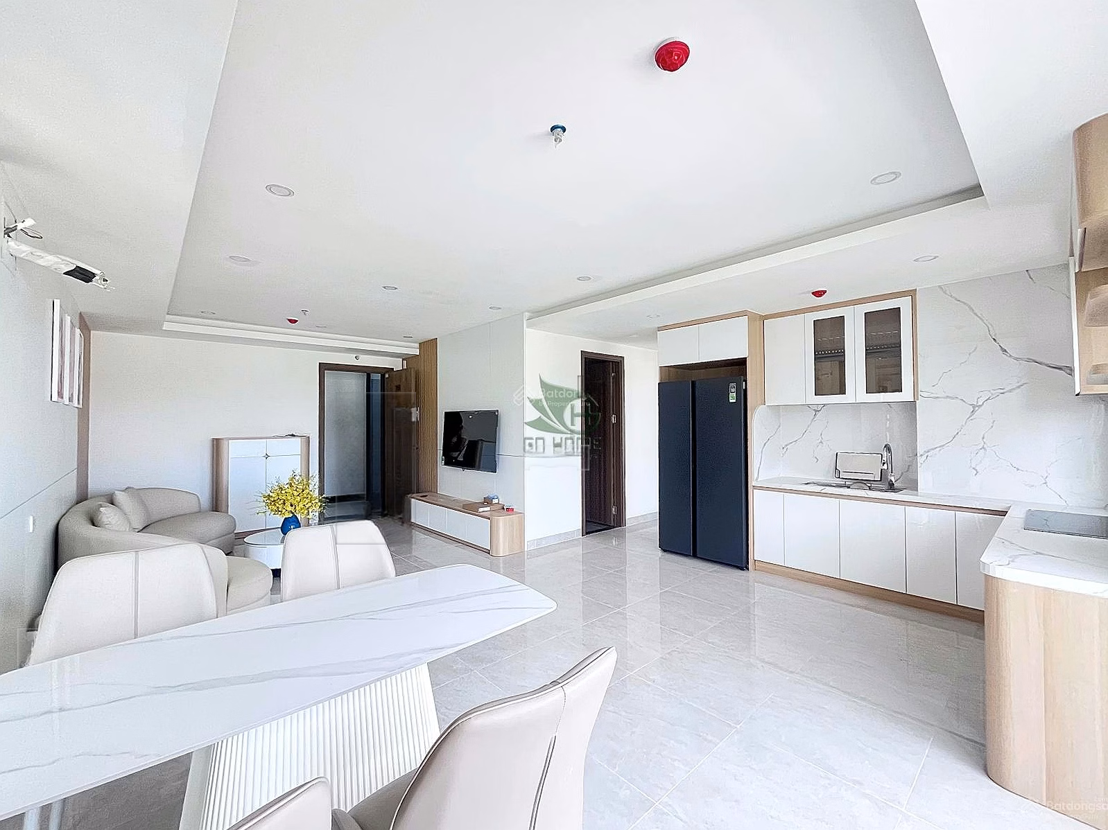 New 3-bedroom apartment for rent with river view and balcony in Phuoc Long area 16 million/month