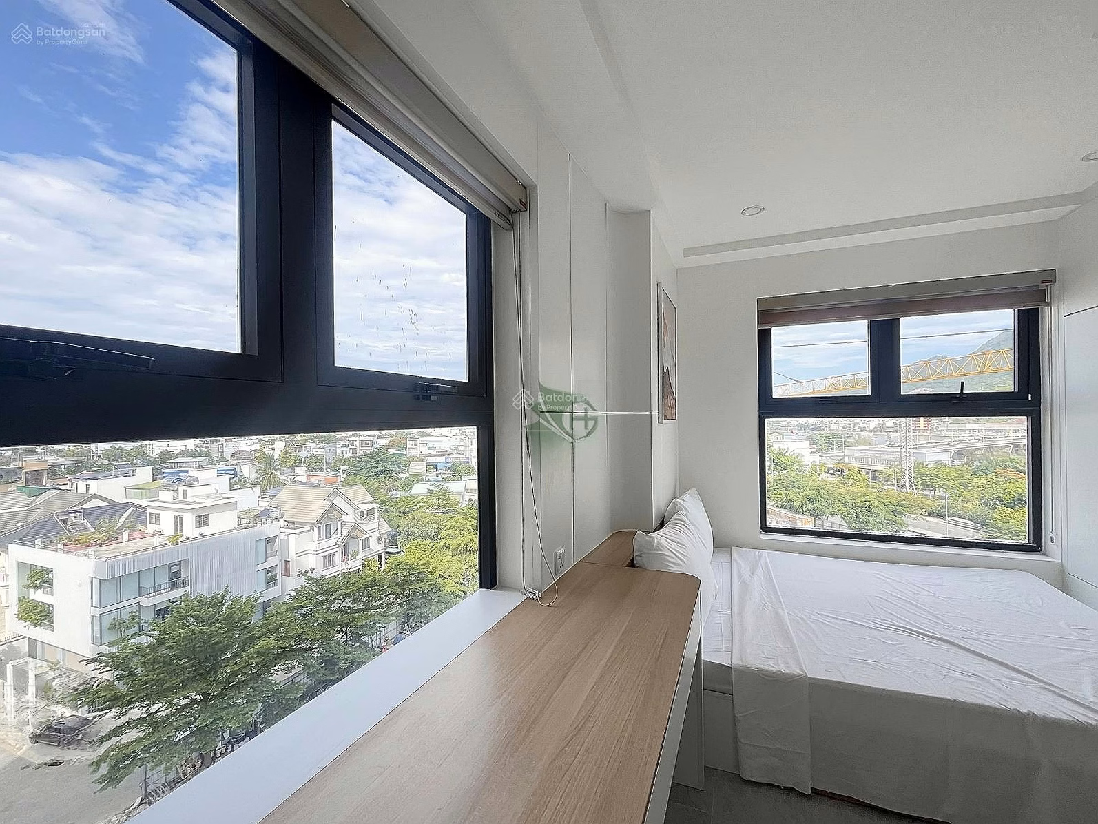 New 3-bedroom apartment for rent with river view and balcony in Phuoc Long area 16 million/month