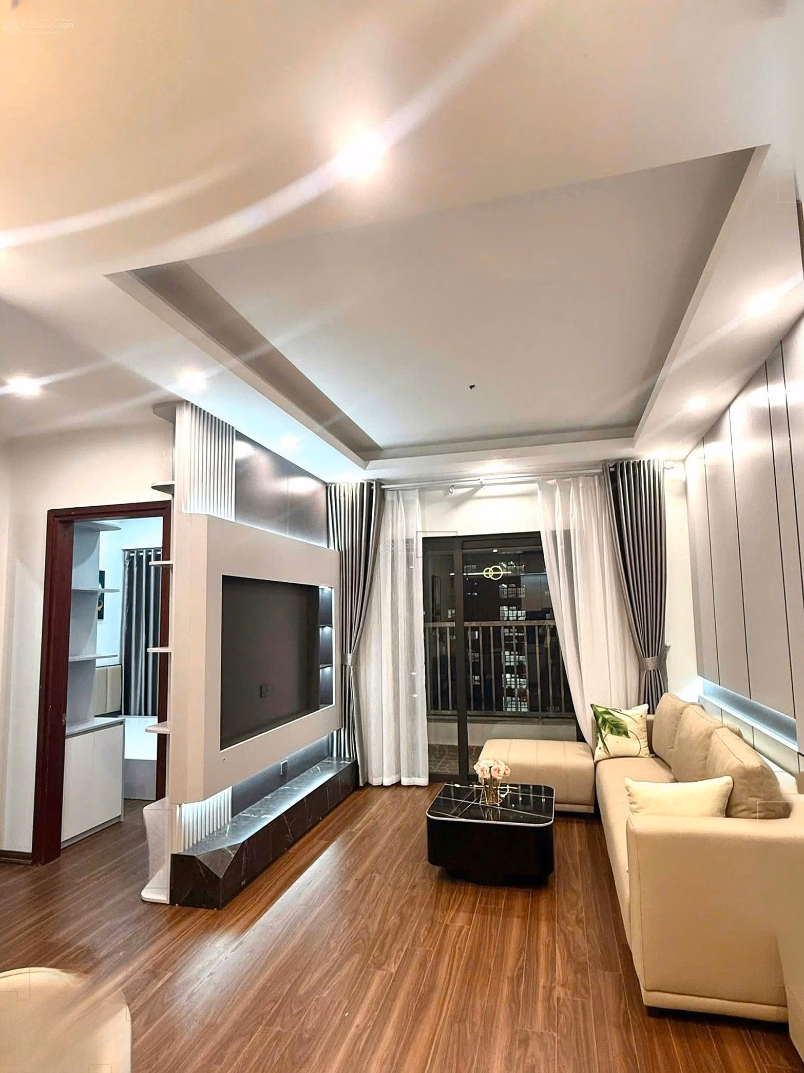 I am the owner selling apartment 03, area 70.2m2 HH2D Xuan Mai Yen Nghia HD