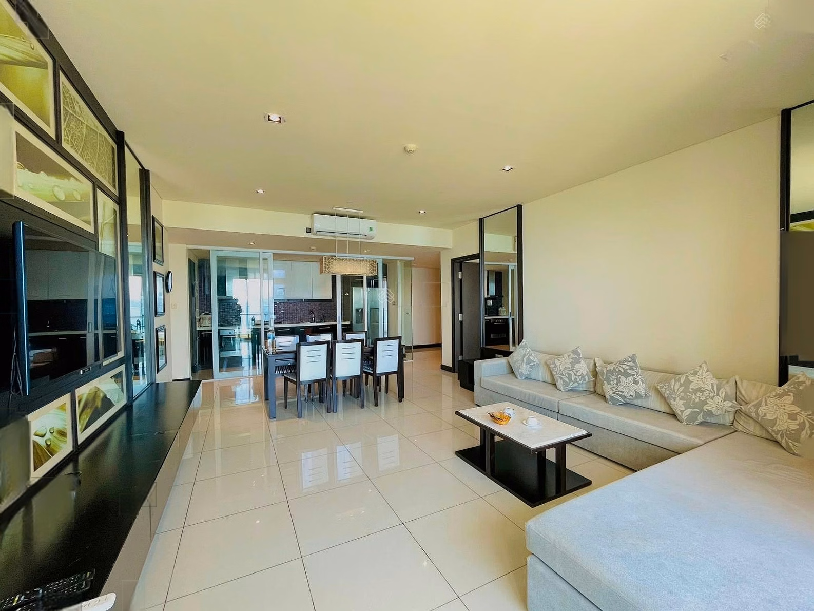 Super Product! 2 Bedroom Corner Apartment with Panoramic Sea View - 158m2 - The Costa Residences