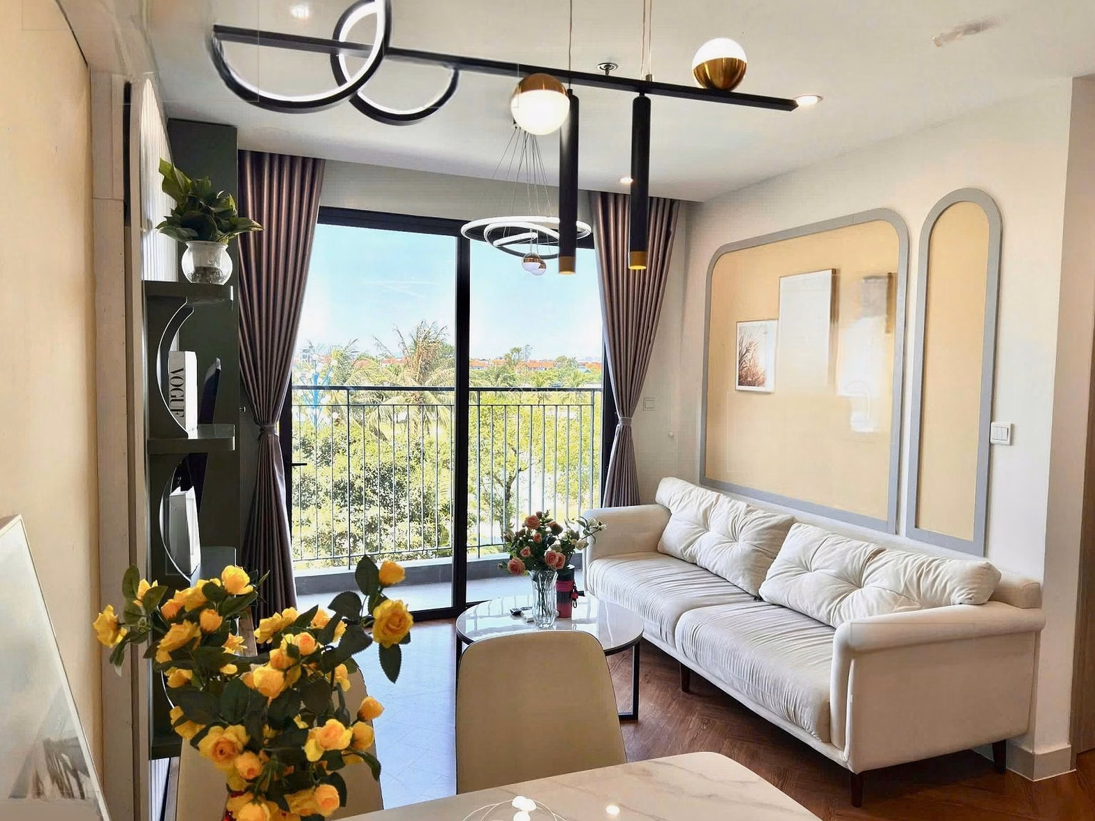 Fund of 100 homes sent by landlords for rent at good market prices from Studio to 3 Bedrooms - Brokerage fee 0 VND