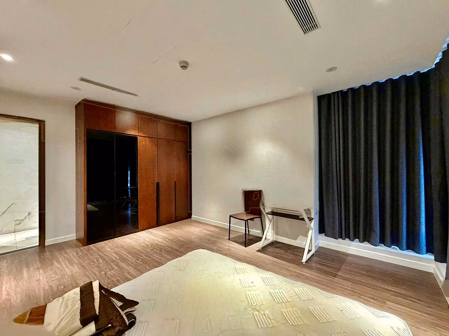 Sunshine City apartment for rent 120m | 3 Bedrooms Fully High Quality Furniture