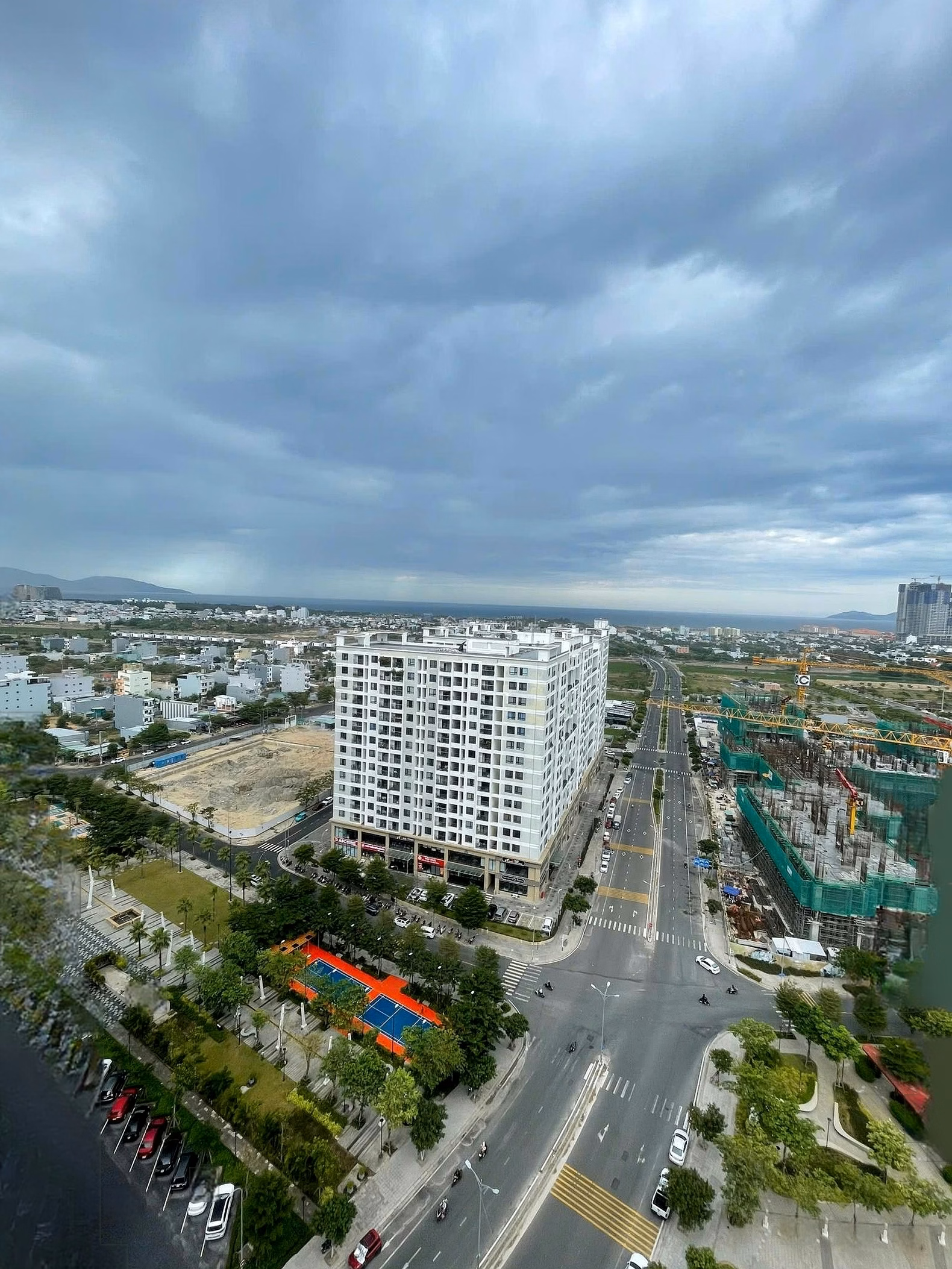 Many FPT apartments for rent at good prices