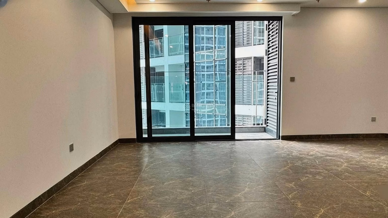 HOT! Kepler Land rental apartment fund with good prices, free service for 2 years. Contact: 0904 994 ***