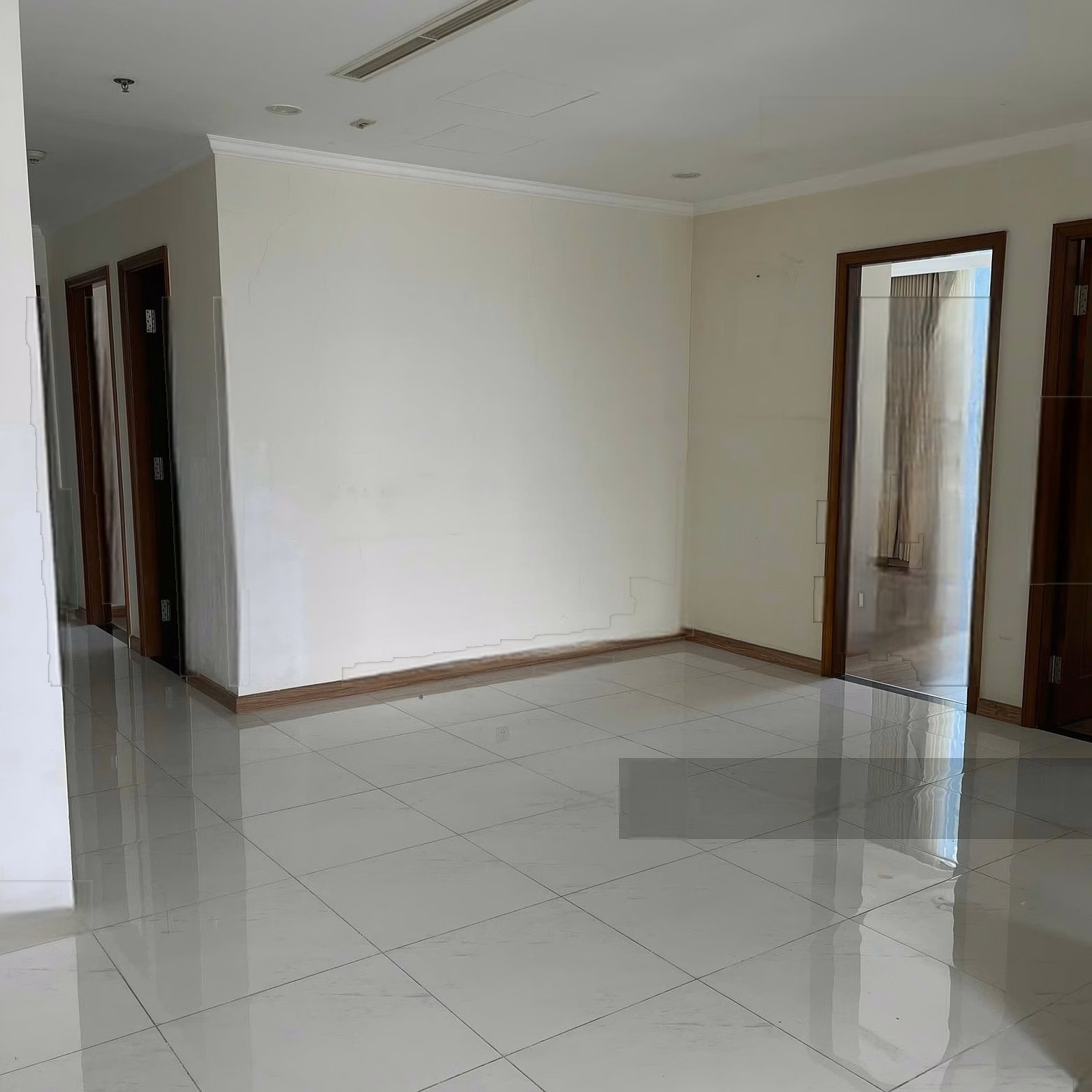 Quick sale 4 bedrooms Landmark 1. Area 155m2, direct view of river, park, available price list only 29.9 billion