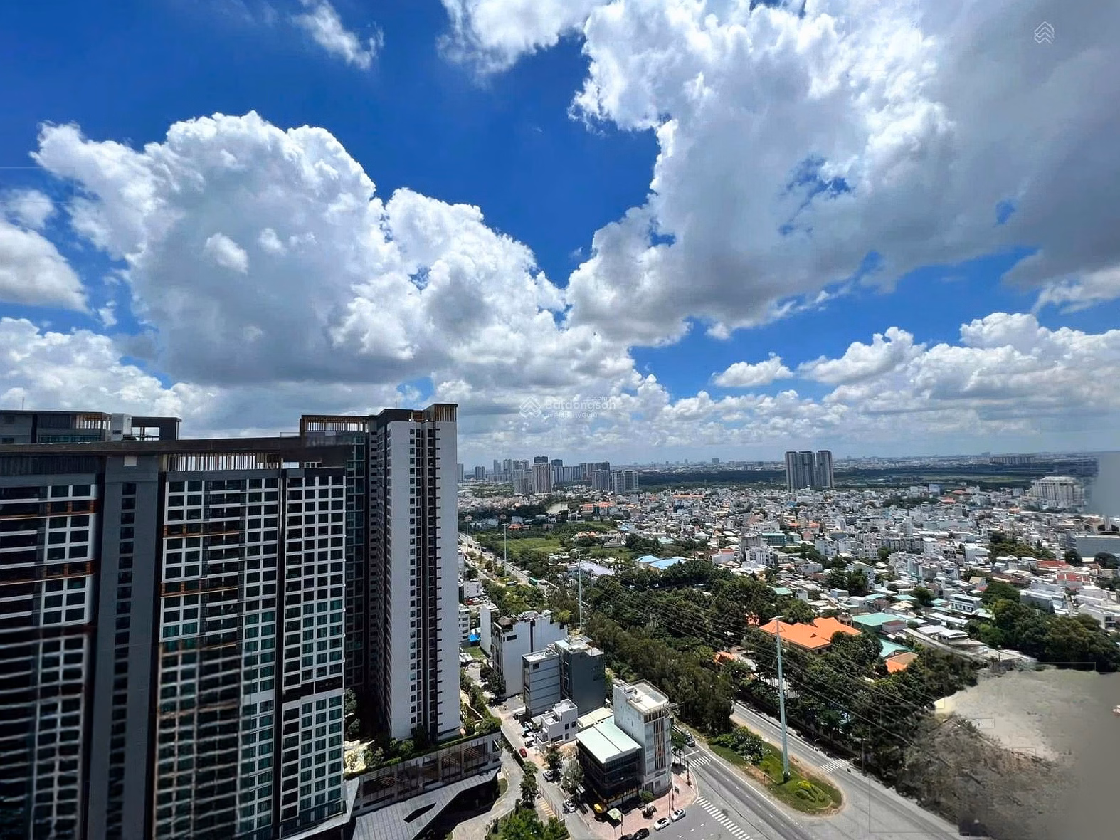 Urgent sale of CC Vista Verde, 8 billion VND, 82 m2, 2 bedrooms, 2 bathrooms, super bargain price for a golden opportunity