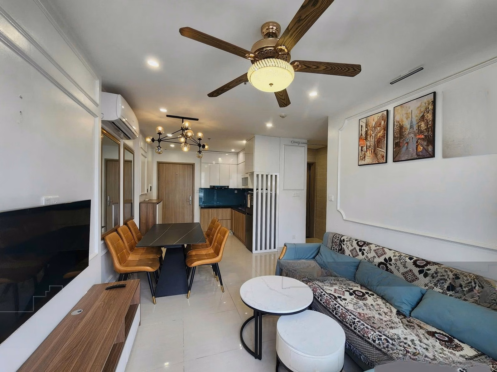 Beautiful goods just arrived! 2 bedrooms, fully furnished, clean and beautiful, don't miss it