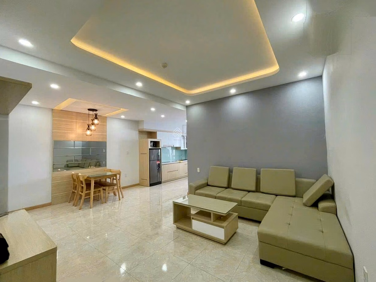 Rare apartment for sale in Muong Thanh Khanh Hoa, Sea front view, high floor, spacious and airy