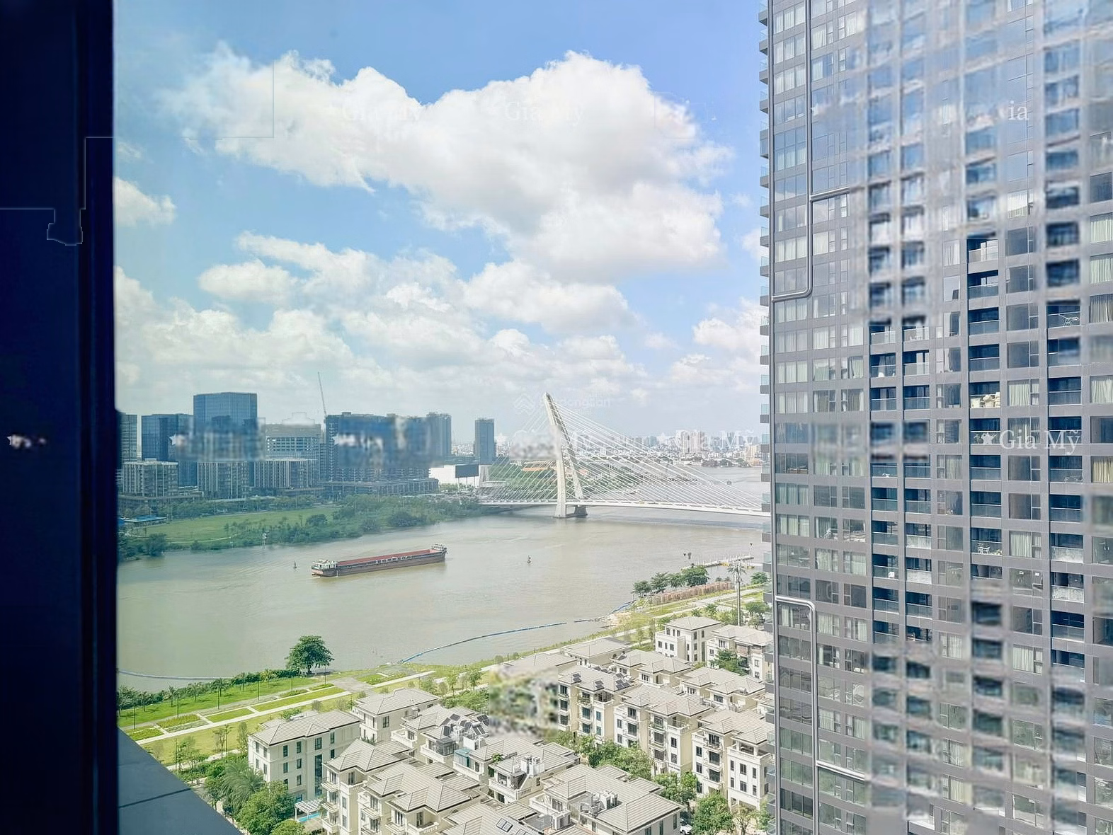 (Sold) 2-bedroom apartment Grand Marina Saigon - 71.6m2 - View of Thu Thiem river - Bason bridge. Beautiful Lake Building - 33 billion