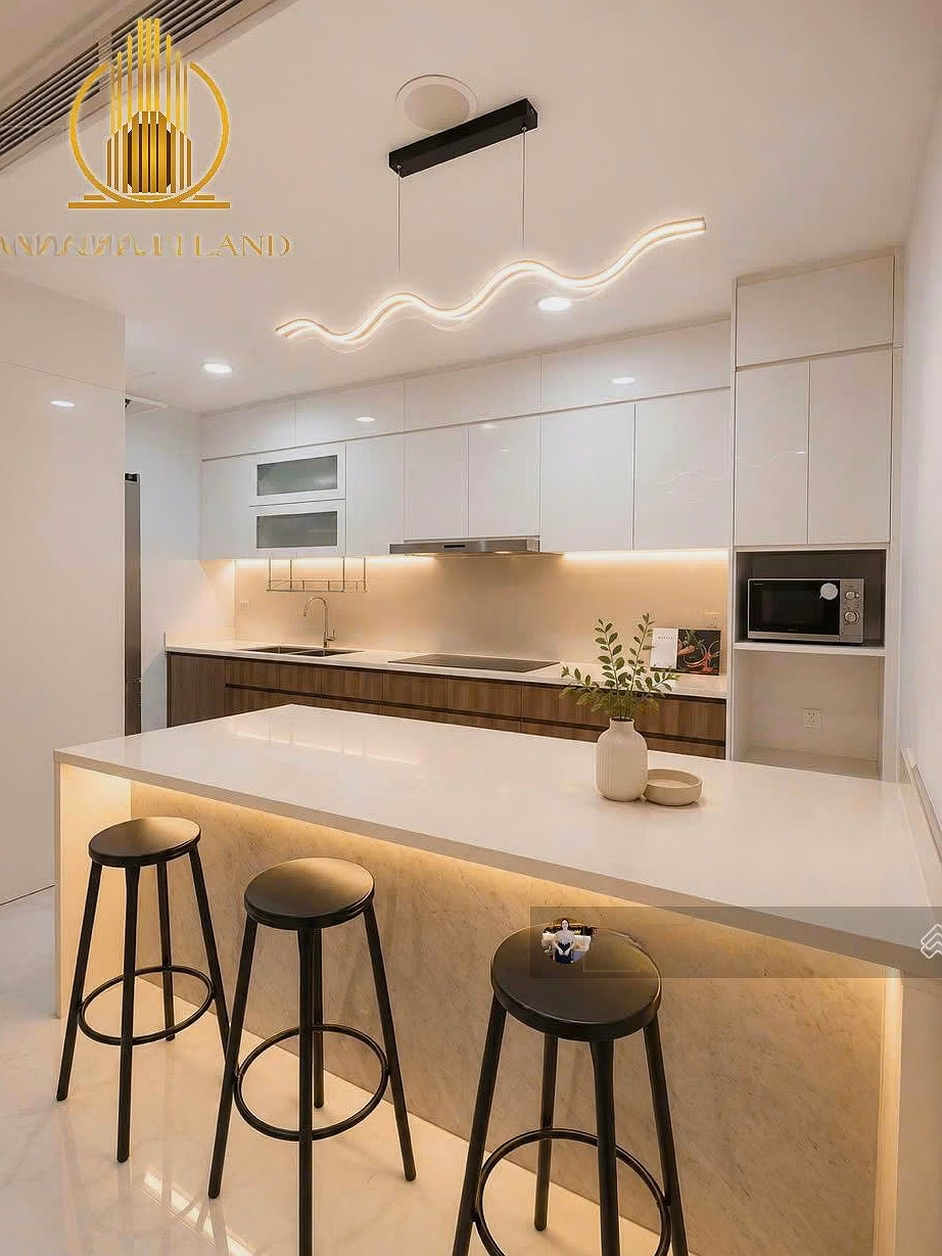 Nam Minh Land - Sunwah Pearl apartment for rent, 3 bedrooms SH.xx.05, corner apartment, river view + Thu Thiem