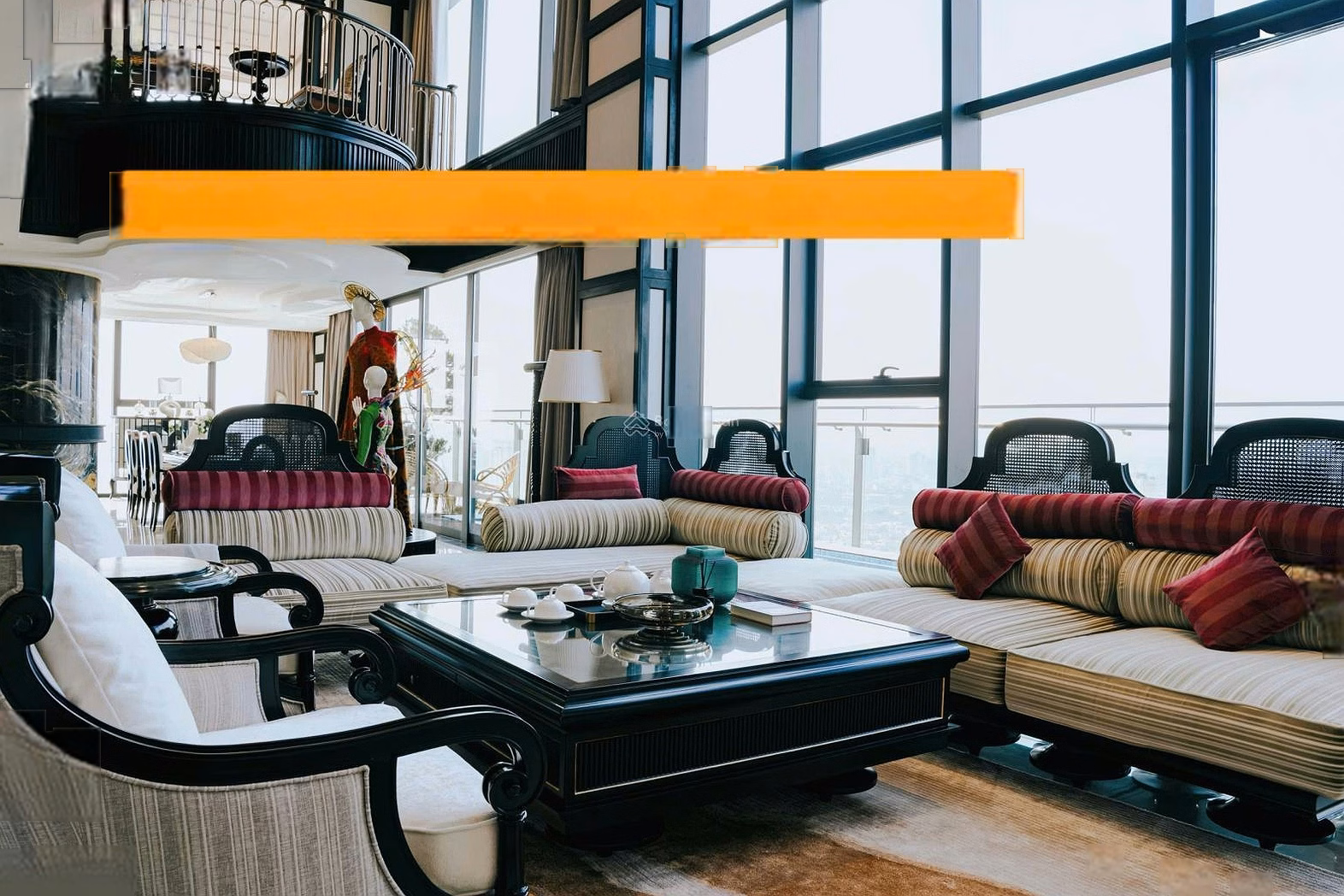Penthouse with full view of the Red River 556m2 Noble Crystal Tay Ho operating 5* with discount up to 20 billion