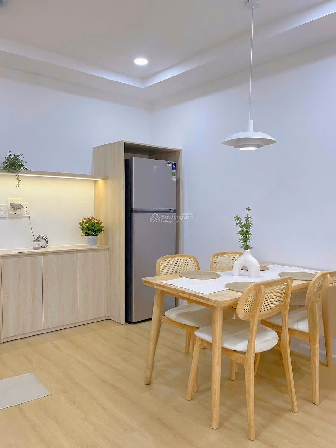 Nha Trang 2-bedroom apartment for sale, long-term pink book